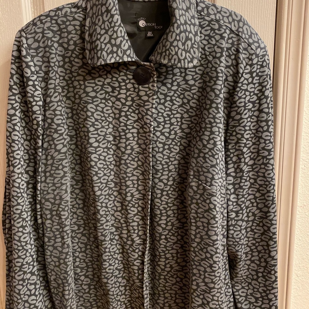 🖤Plus Size Gray Leopard Jacket🖤
